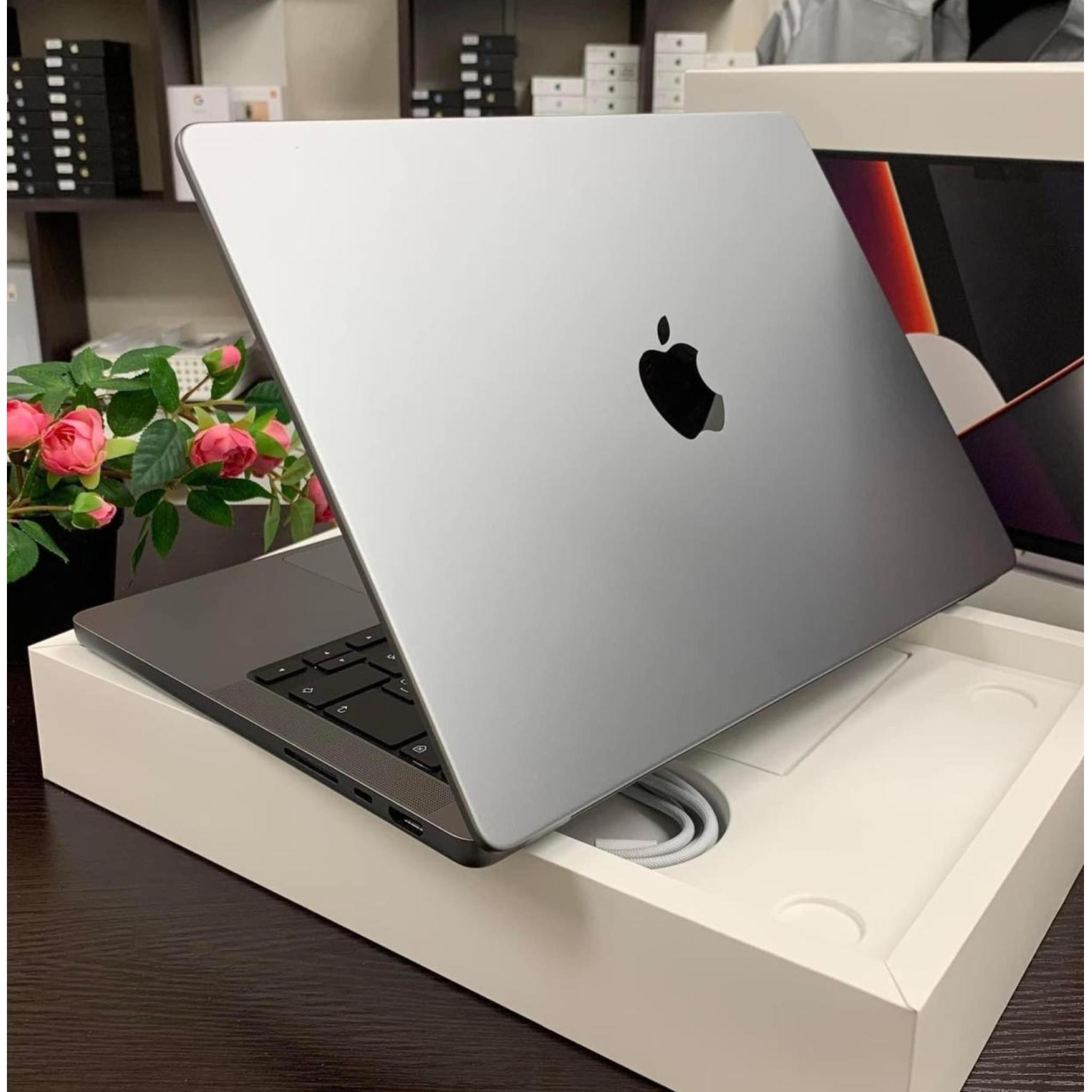 MacBook Pro (2021) 16.2-inch - Apple M1 Pro 10-core and 16-core GPU - 16GB  RAM - SSD 512GB