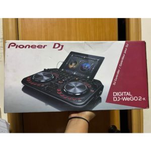 Pioneer DDJ-WeGO2-K Digital DJ Controller with Display Screen