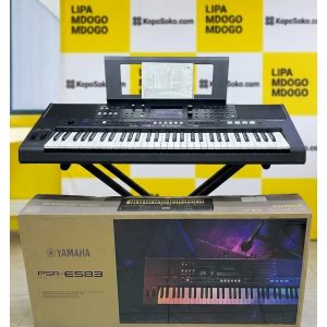 Yamaha PSR-E583 Portable Digital Keyboard | 61 Touch-Sensitive Keys | 890 Voices | 345 Styles | Professional Performance Features